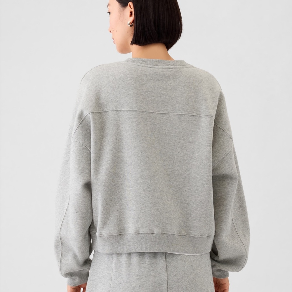 GAP vintage soft crewneck sweatshirt - Picture 2 of 6